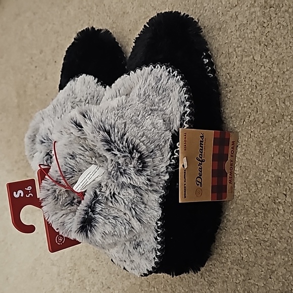 NWT Dearfoam's memory foam black and grey slippers size 5-6 - Picture 2 of 7